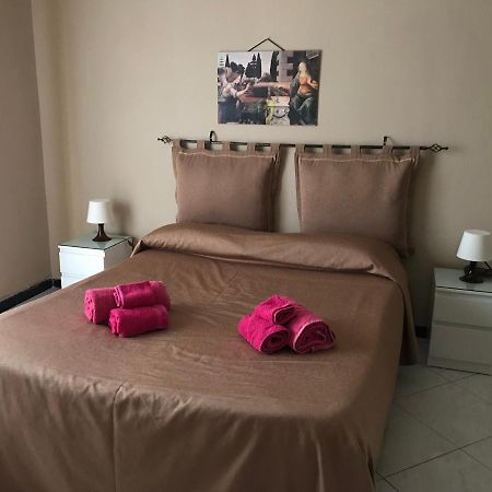 Neapolitan Rooms Exterior photo