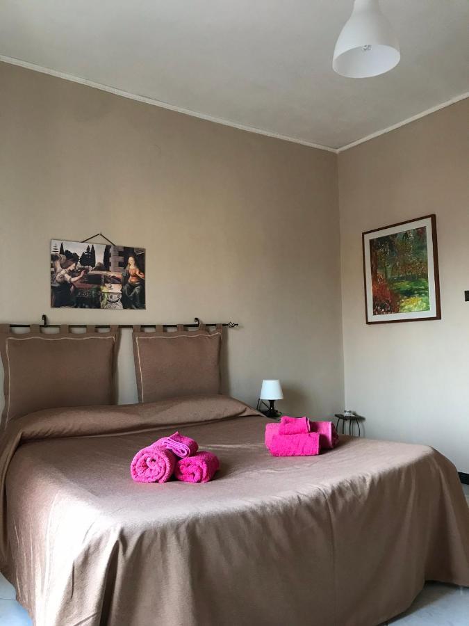 Neapolitan Rooms Exterior photo